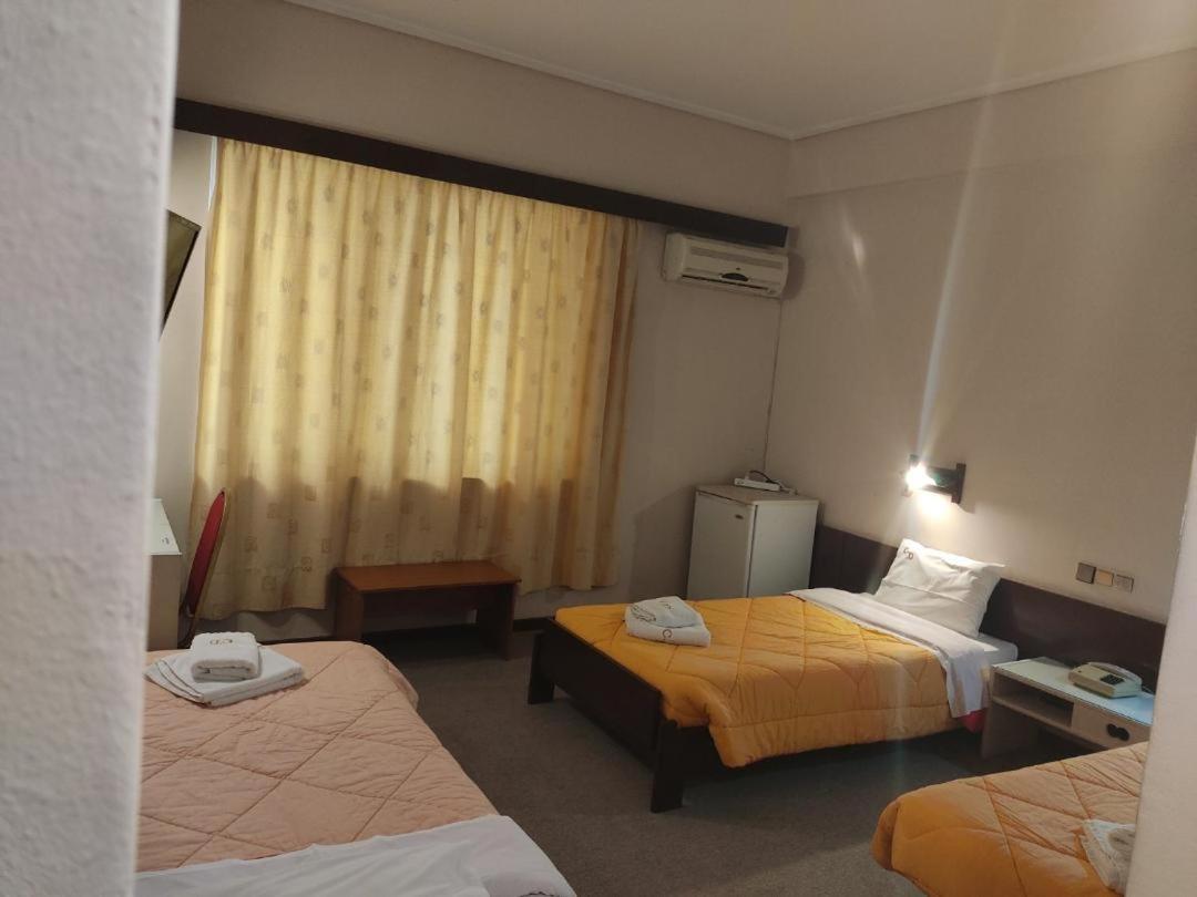 Cavo D' Oro Hotell Pireus Eksteriør bilde