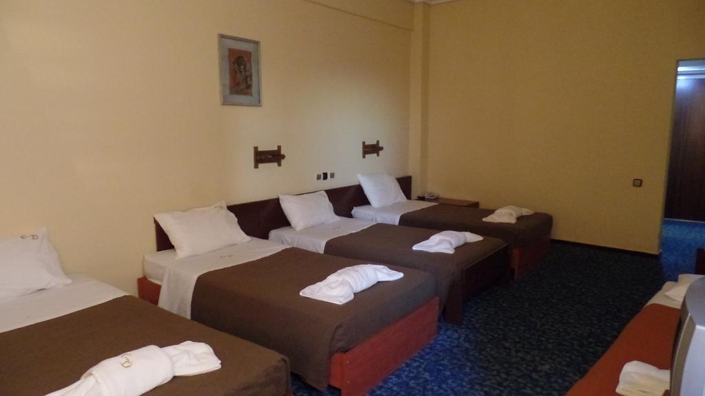 Cavo D' Oro Hotell Pireus Eksteriør bilde