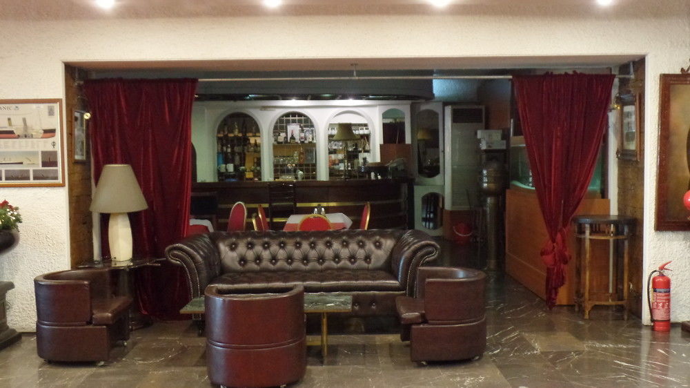 Cavo D' Oro Hotell Pireus Eksteriør bilde